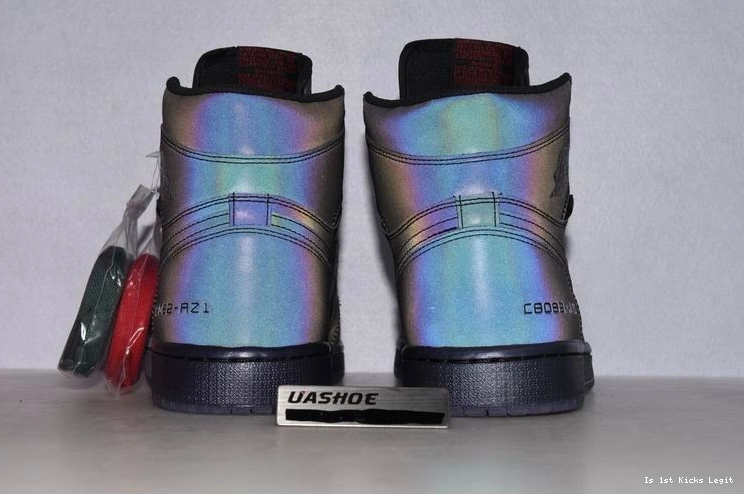 Zoom BV0006-900  1 High Jordan Retro Fearless 0331